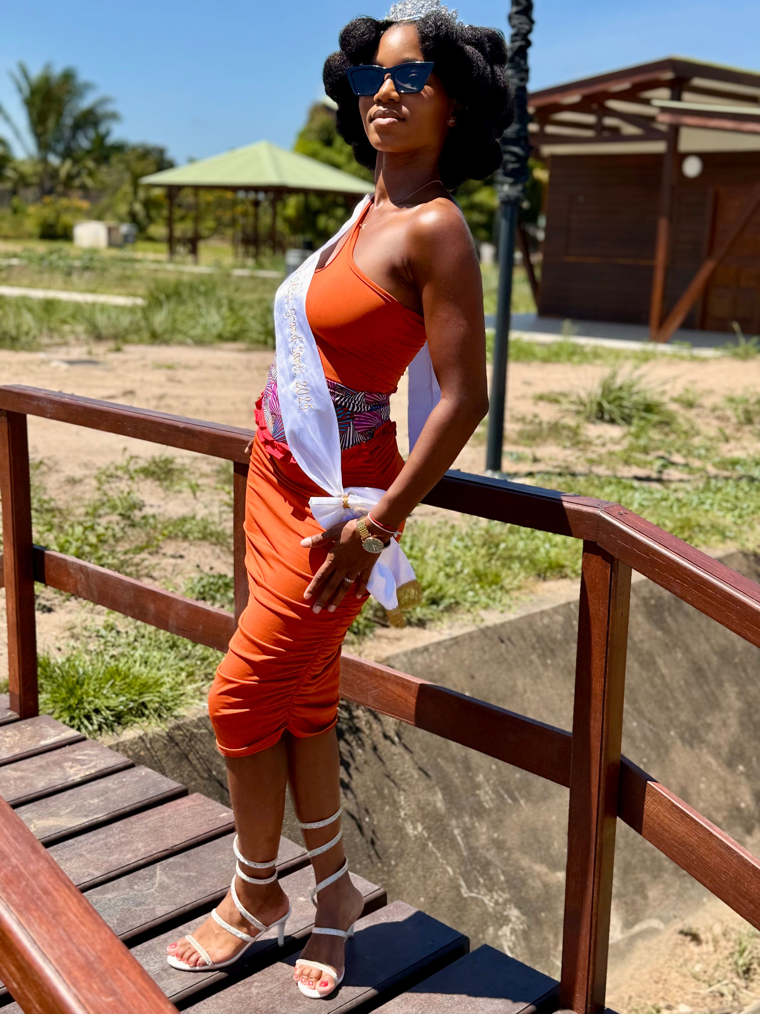 Nélya DIFOU - Miss Grand-Santi (1e D) pour l'année 2025